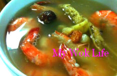 Ginseng Prawn Herbal Soup
