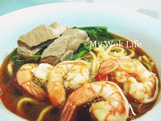 My Wok Life Cooking Blog Prawn Noodle Soup with Prime Ribs in Slow Cooker (排骨虾面汤)