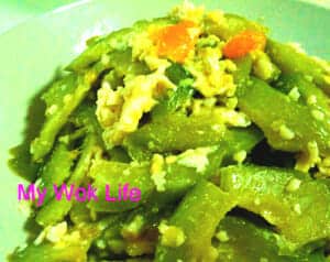 Stir Fried bitter gourd with salted egg