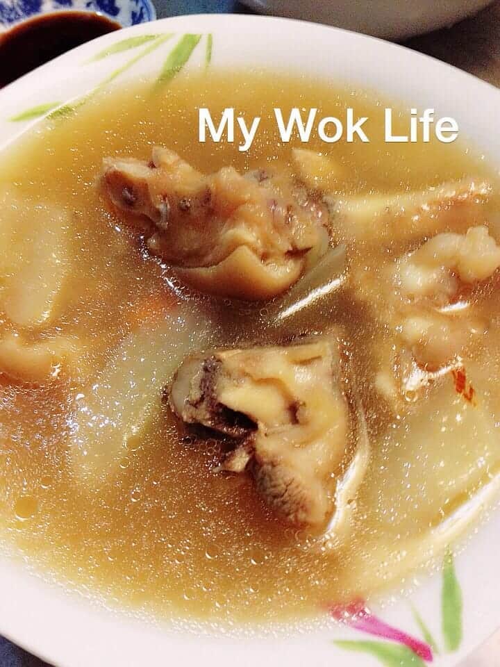 My Wok Life Cooking Blog - Slow-Simmered Honey Dates, Old Cucumber and Pork Trotter Soup (蜜枣老黄瓜猪蹄老火汤) -