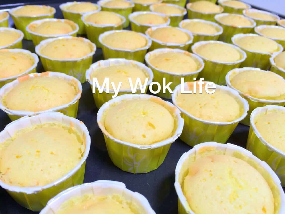 My Wok Life Cooking Blog - Easy Mini Orange Peel Raisin Cup Cake -
