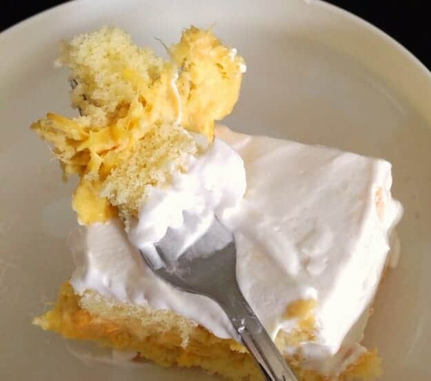 My Wok Life Cooking Blog - A 'Love it or Hate it' Cake. Durian Cream Cake. -