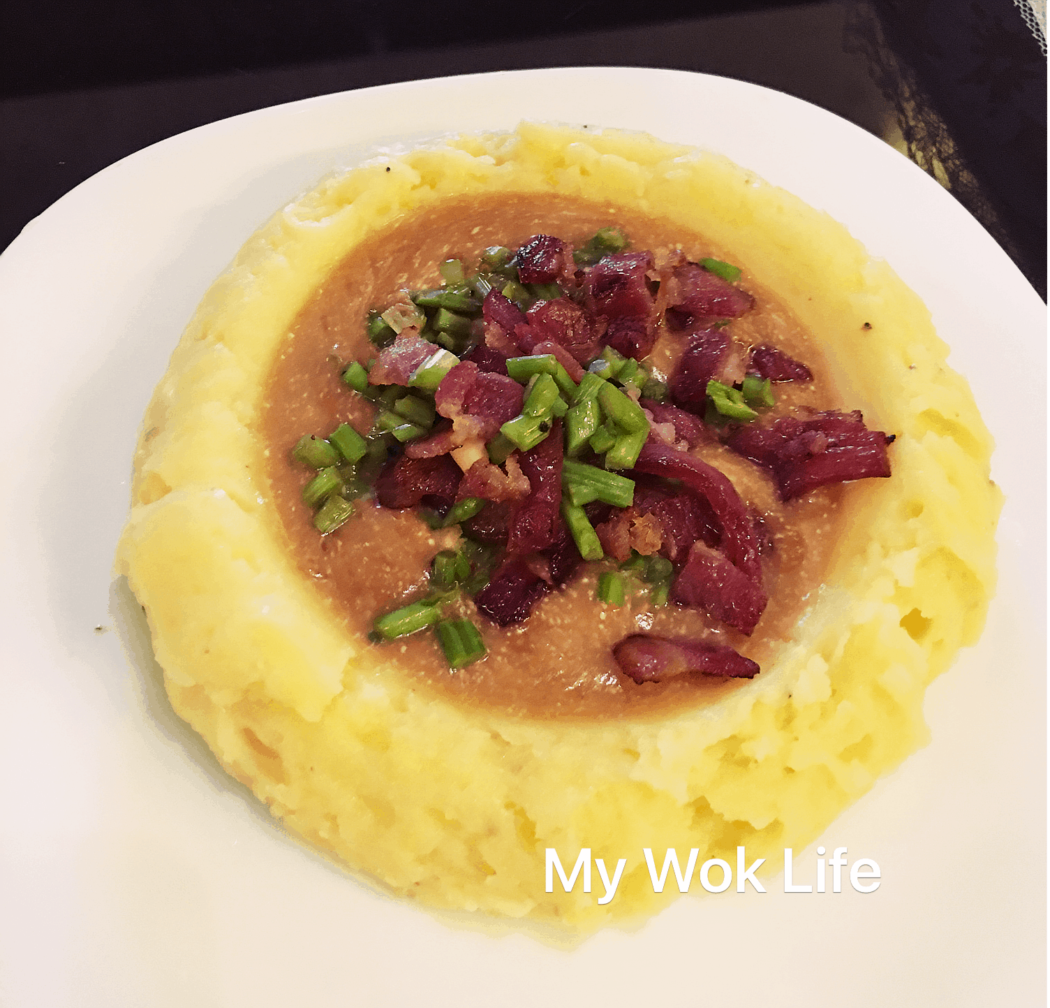 My Wok Life Cooking Blog - Cheesy Mashed Potato with Cream Sauce Gravy -