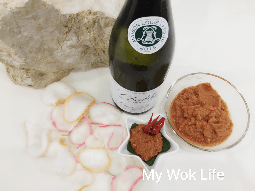 My Wok Life Cooking Blog Nyonya Recipe: Sambal Belacan (Blending Method) 娘惹食谱: 叁巴马来盏辣椒 (搅拌做法)