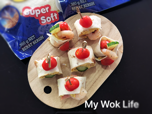 My Wok Life Cooking Blog Festive Prawns Wrap Pinwheels (时节虾风车卷饼)