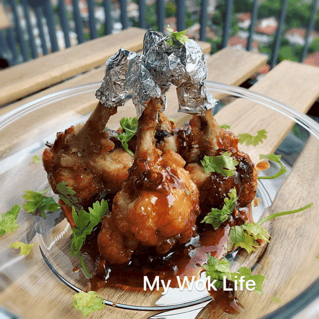 My Wok Life Cooking Blog - Chicken Lollipop with Sweet Chili Sauce (甜辣酱棒棒鸡) -