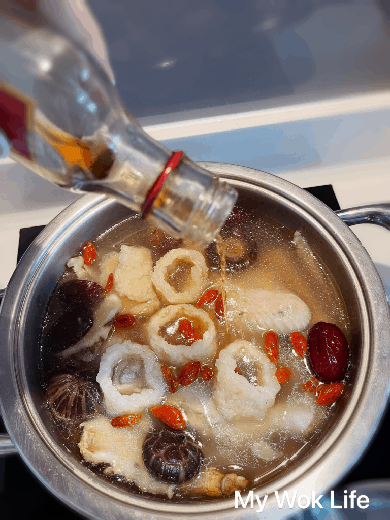 Easy Chicken & Fish Maw Soup (简易鱼鳔鸡汤) Recipe