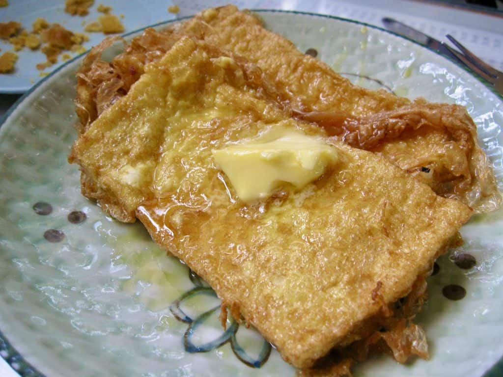 My Wok Life Cooking Blog Hong Kong Local Food - 'Pineapple Bun with Butter' Bo Lo Yao (菠萝油)