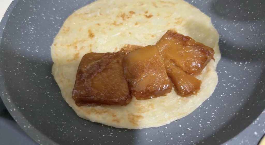 My Wok Life Cooking Blog How to make Nian Gao Prata and Recipe (年糕煎饼食谱)